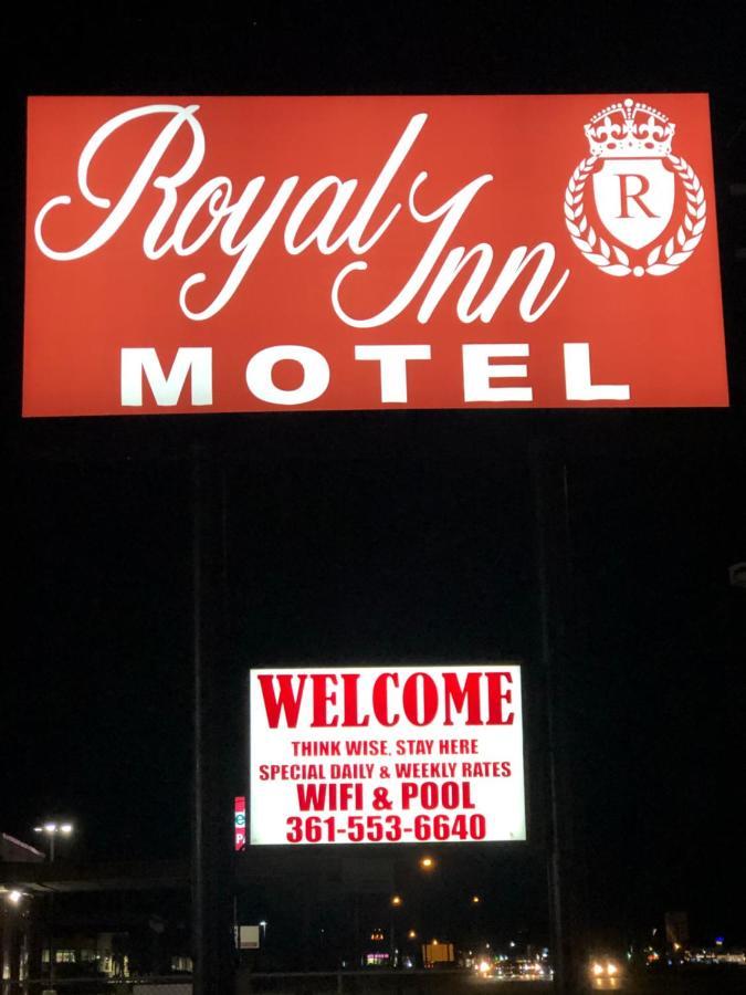Royal Inn Порт Лавака Екстериор снимка